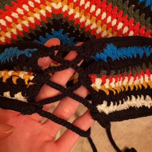 3 for $15! Forever21 Crochet Halter Crop Top - Picture 4 of 16